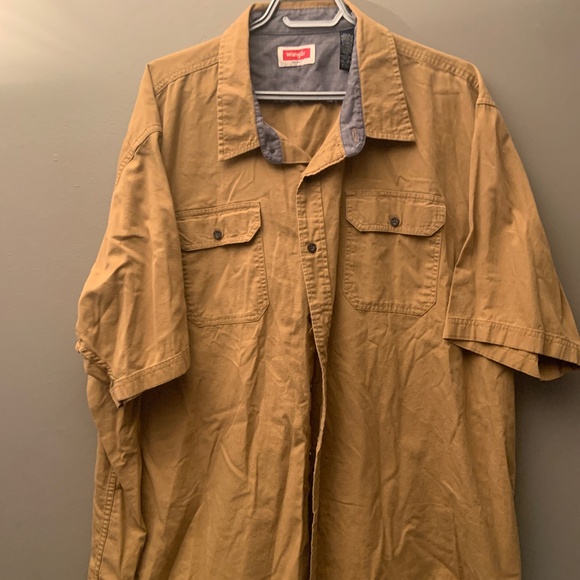 Wrangler Men’s Brown / Dark Tan Button Down Shirt - Picture 1 of 5